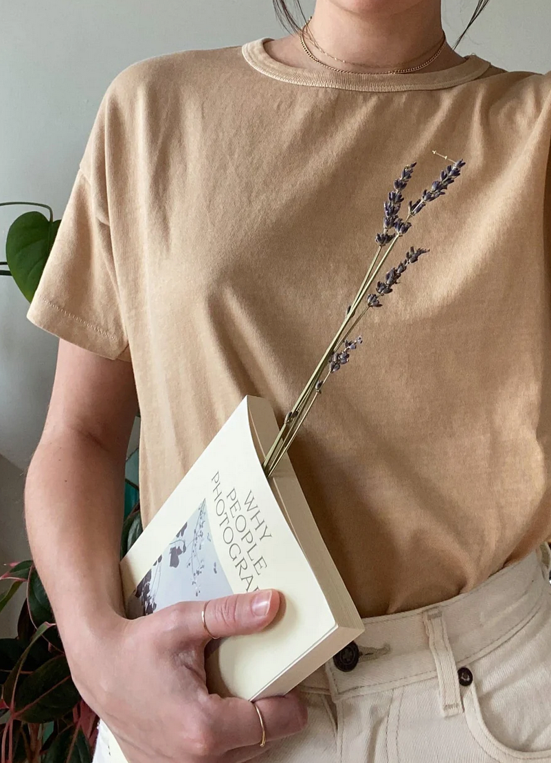 Her Tee