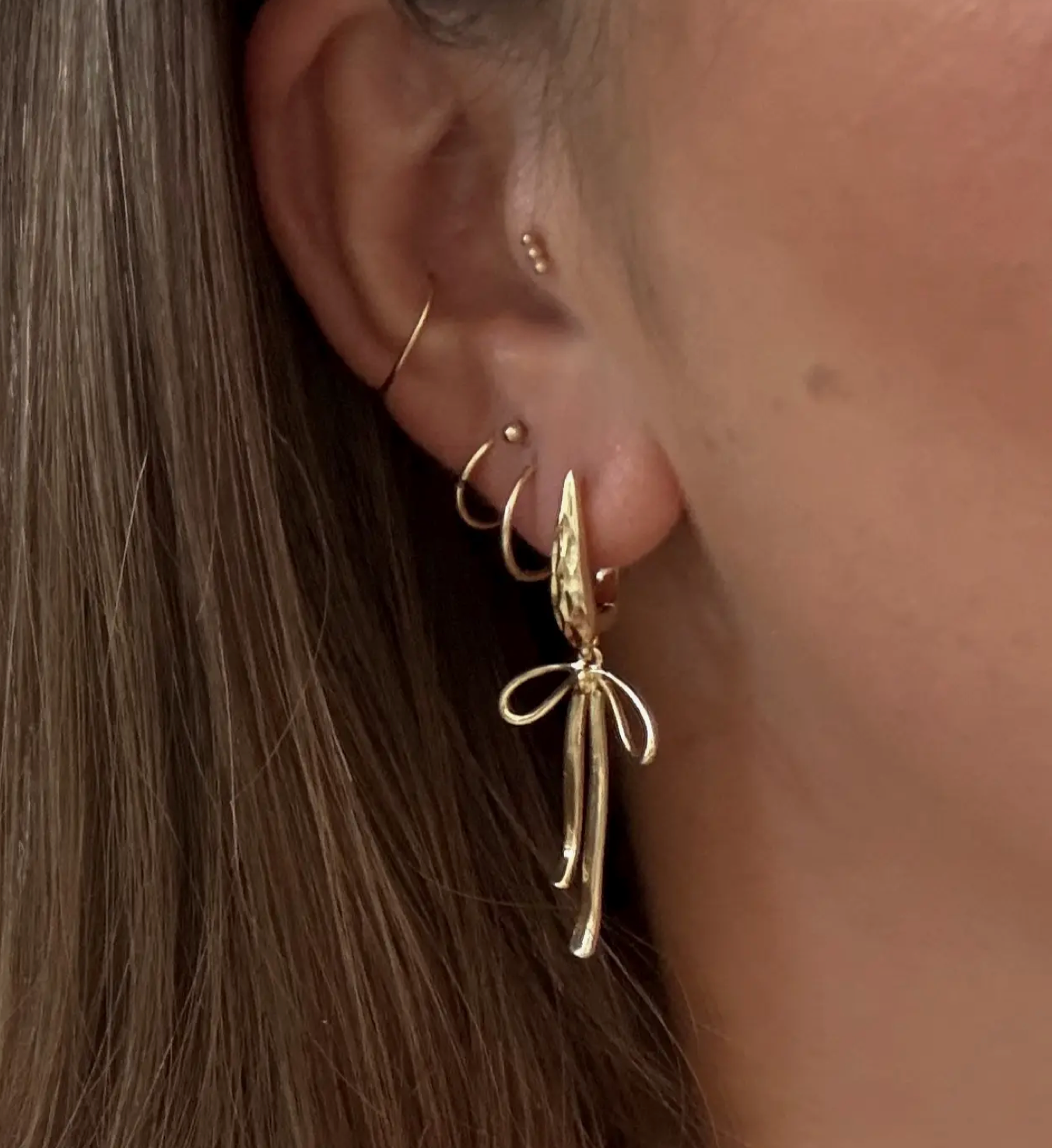 Taryn Hoops