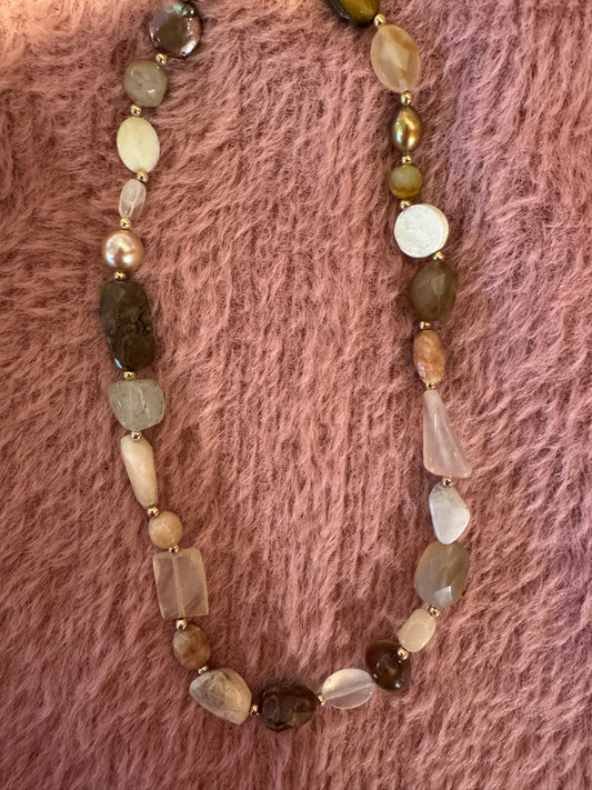 JN4513 Semi Precious Chunky Strand