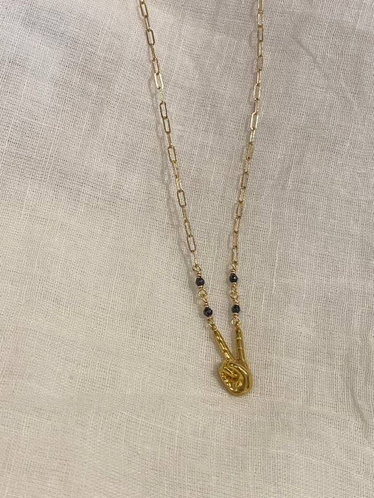 JN4311 Goldfill Chain and Peace Sign Pendant