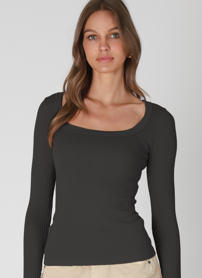 Wide ribbed Square Top