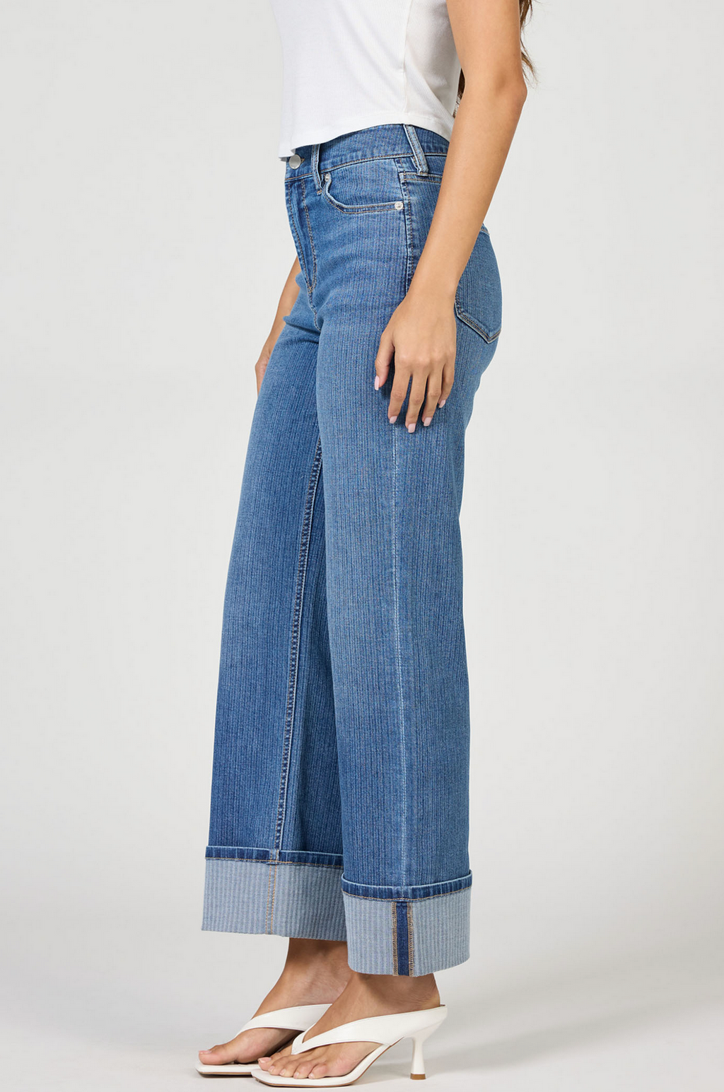 Holly Jean