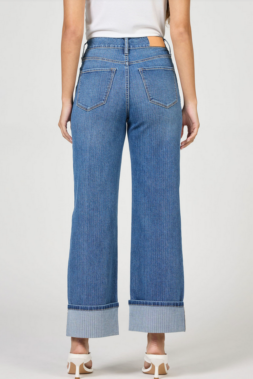 Holly Jean