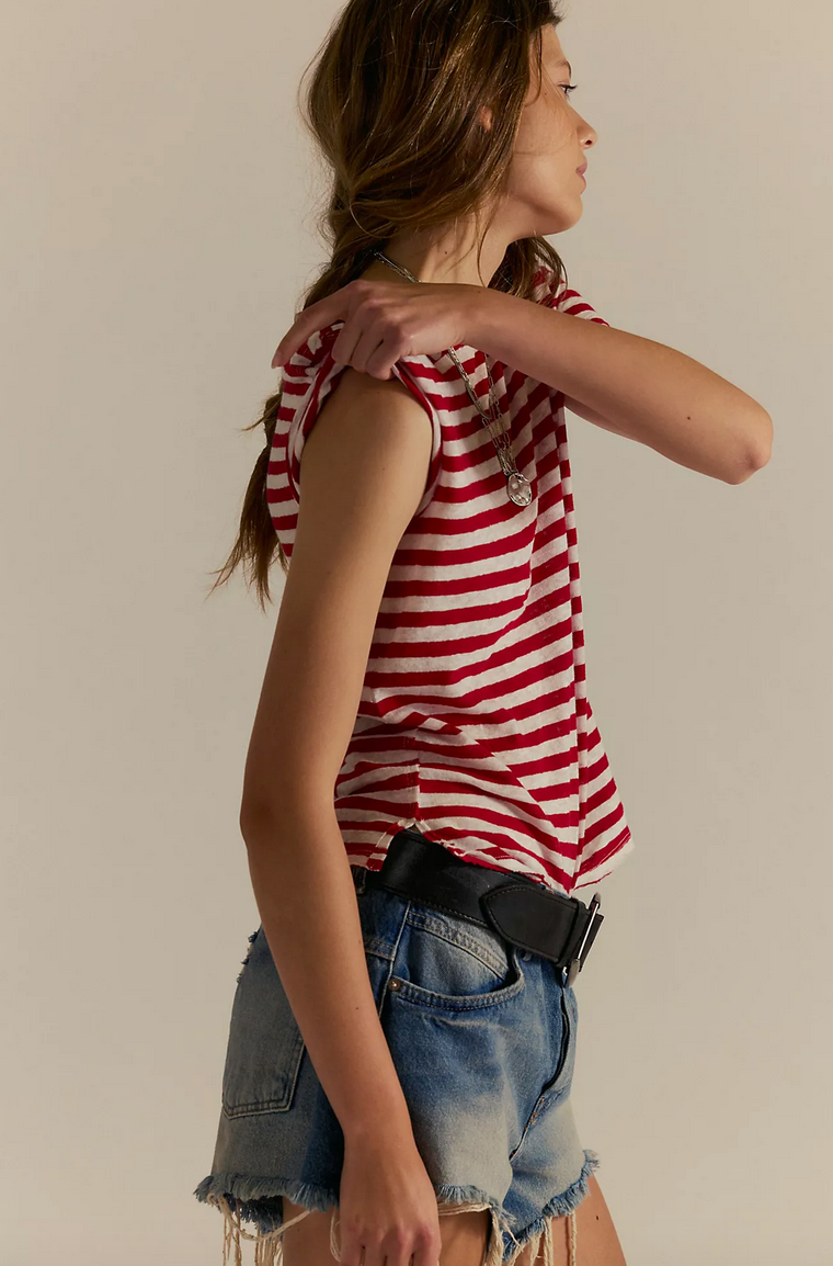 Nora Tee