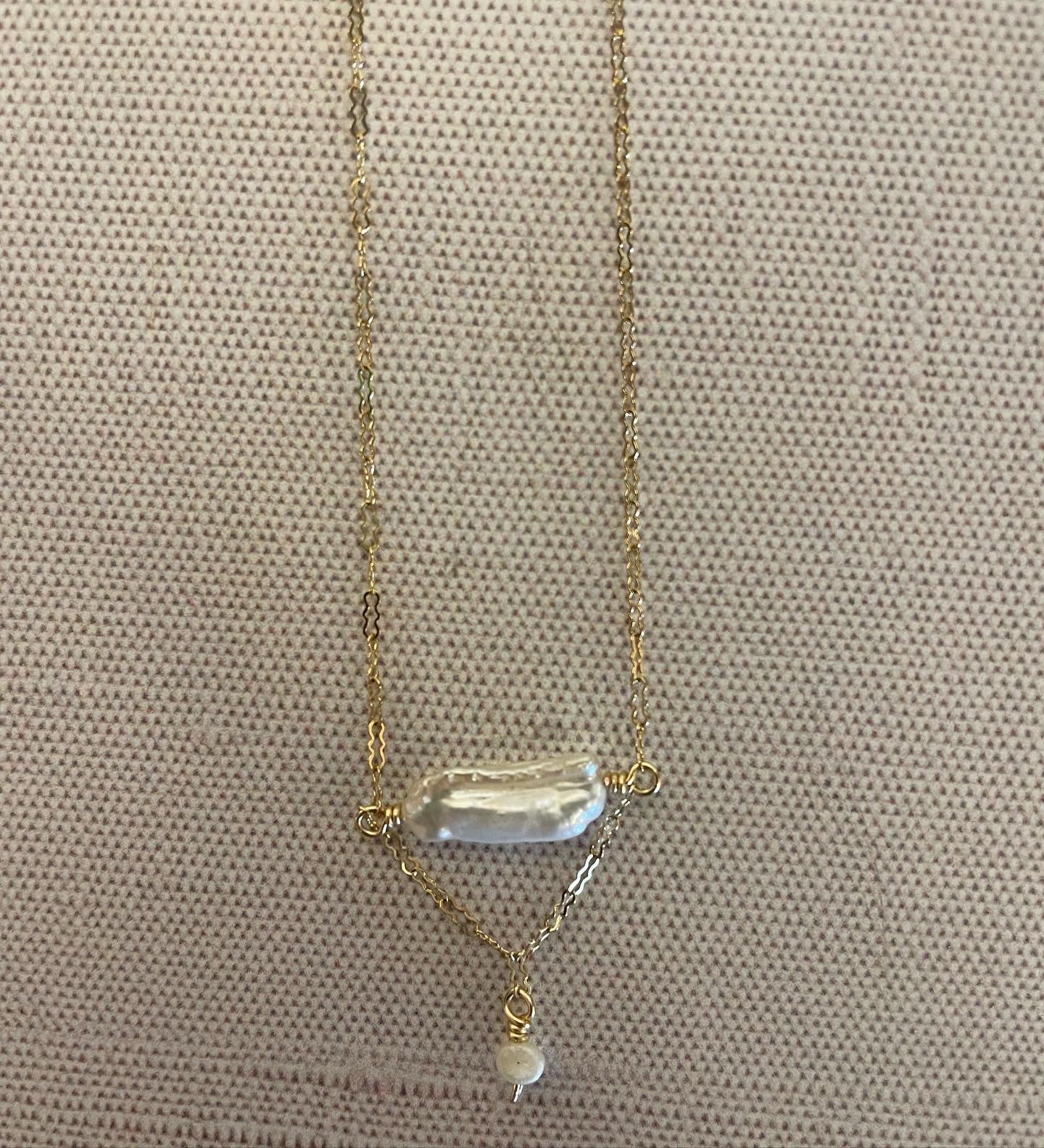 JN4101 Gold Fill Chain/Stick Pearl W/Pearl Drop