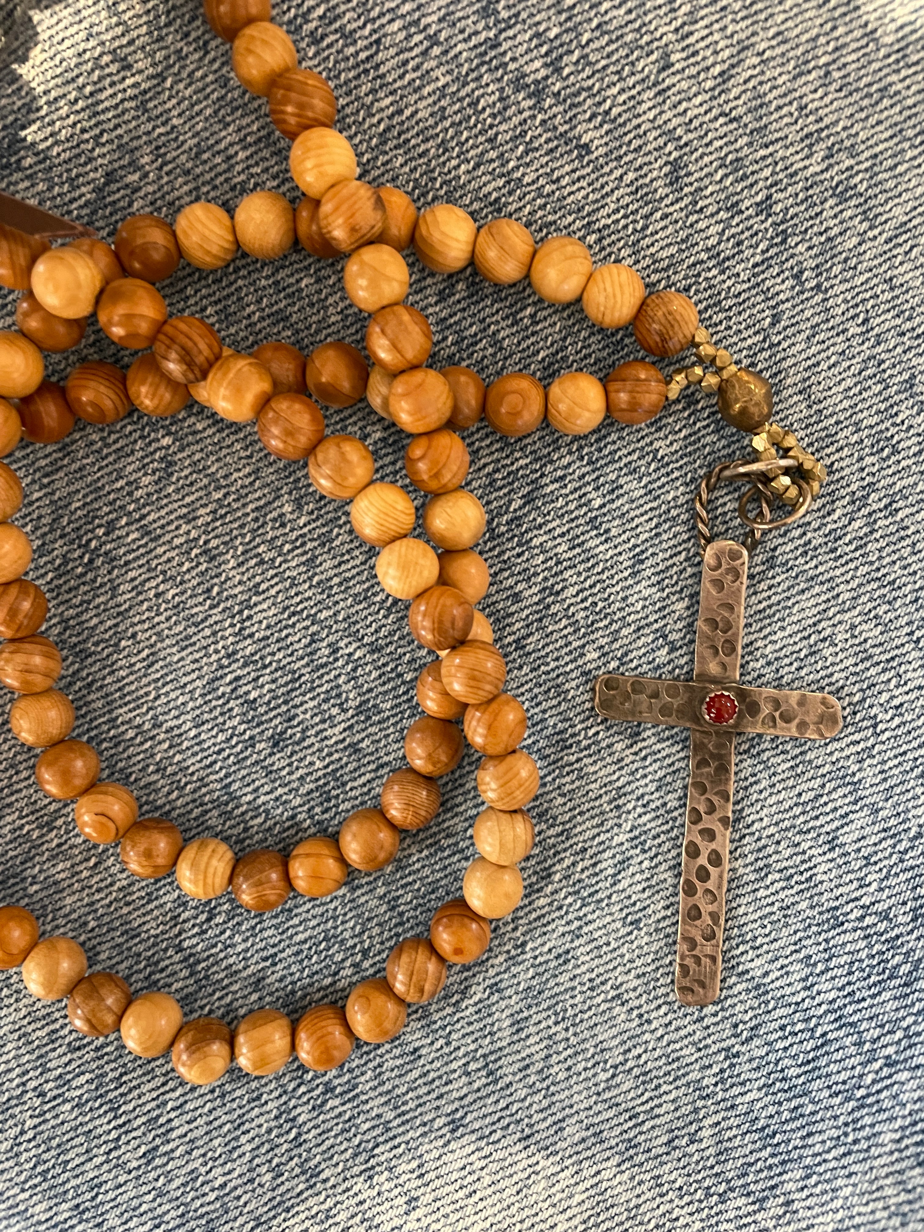 JN3865 Sandalwood/Brass Beads W/Handmade Sterling Cross W/Carnelian