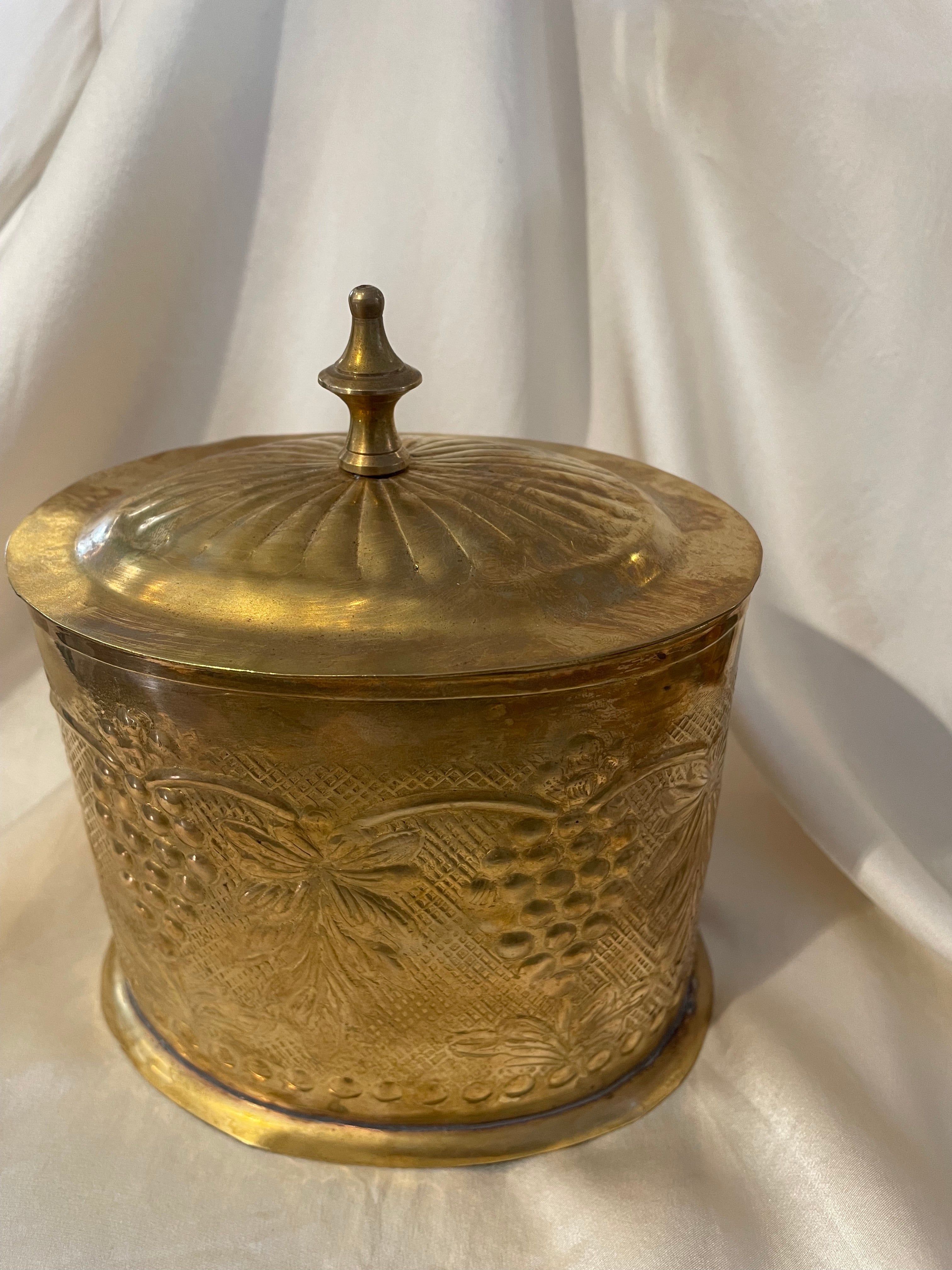 JV1237 Brass Container W/Grape Design