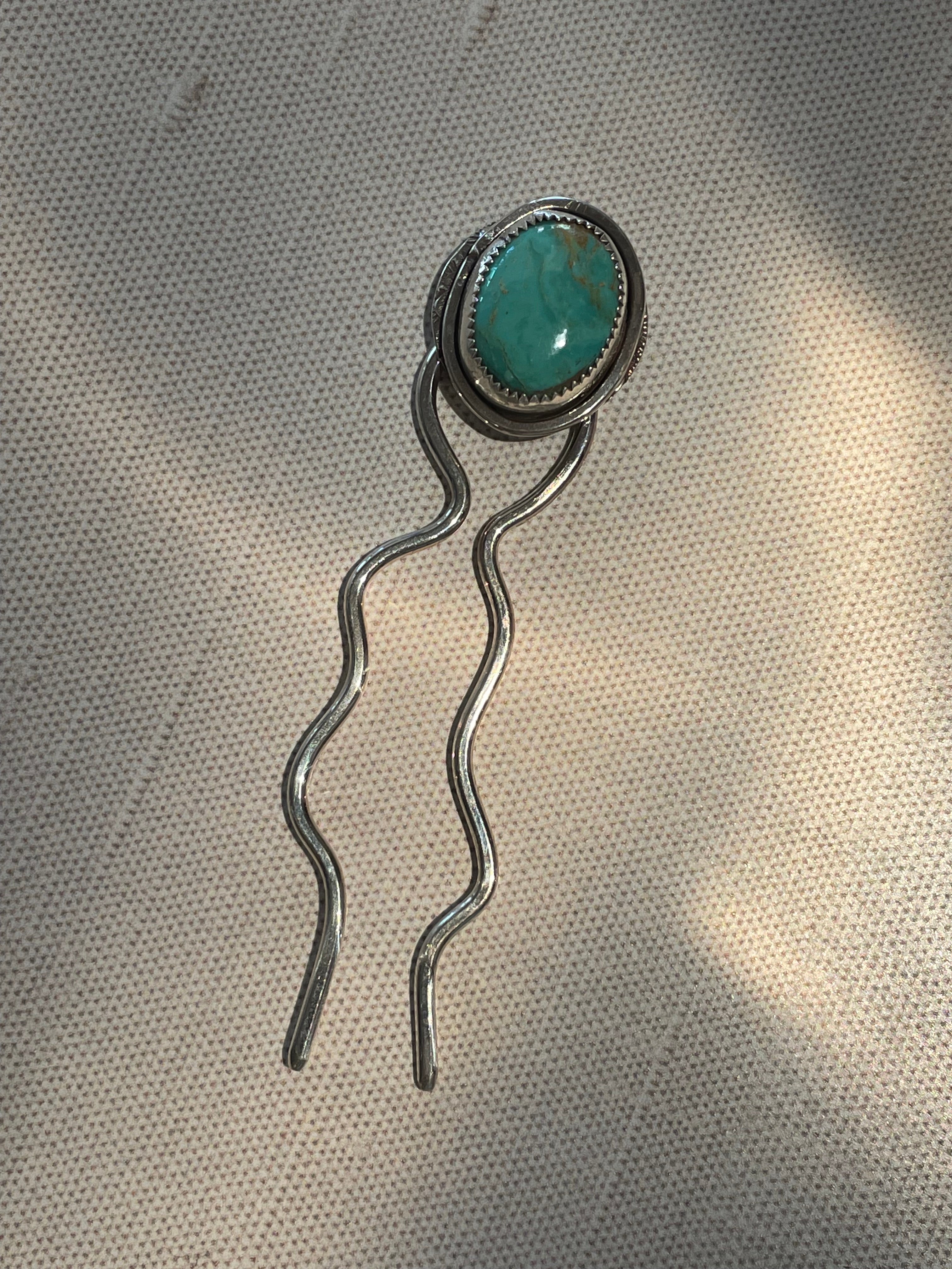 NS614SmallTurqHairPin